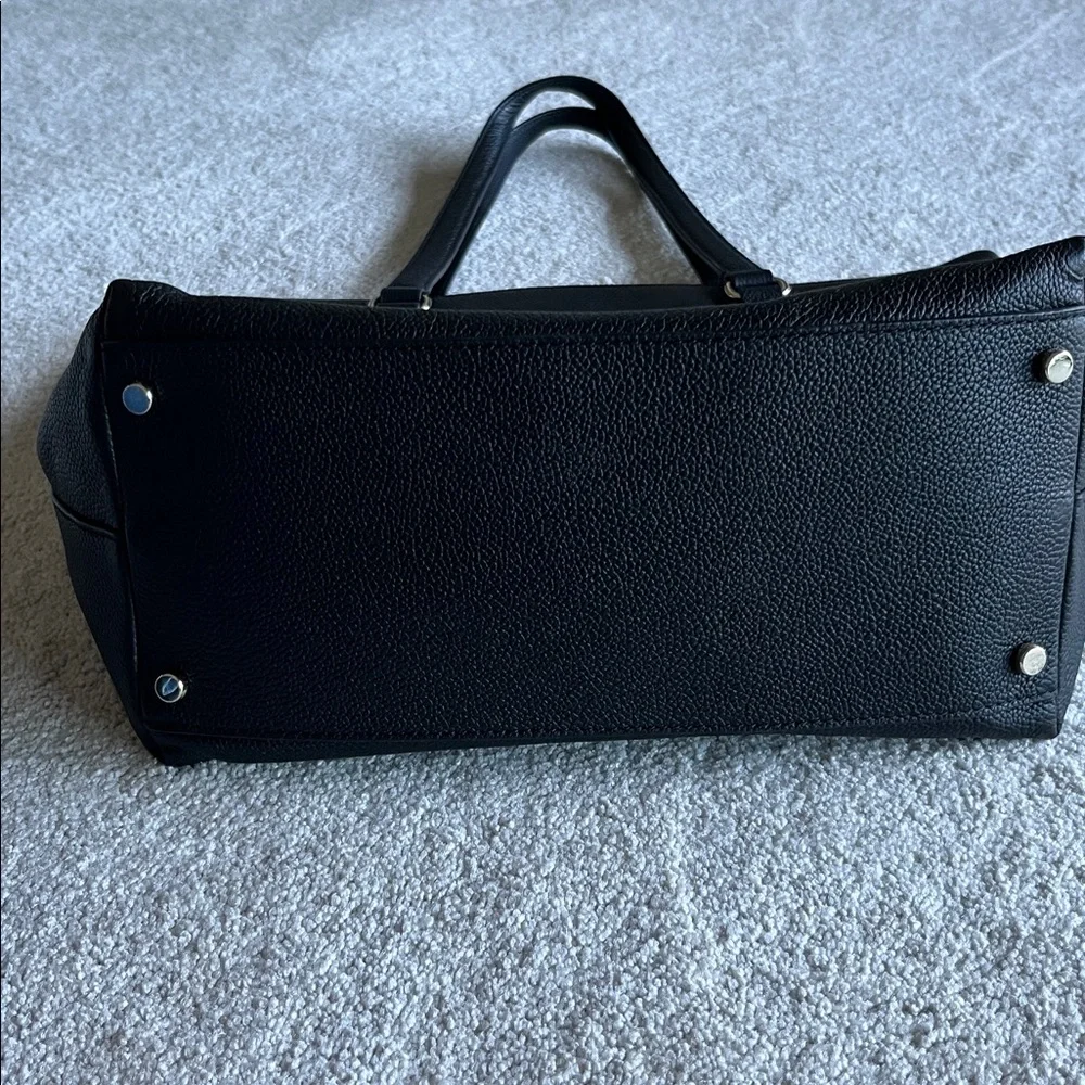 NWOT Kate Spade Black Pebbled Leather Shoulder Tote with Gold tone Hardware - Picture 5 of 10